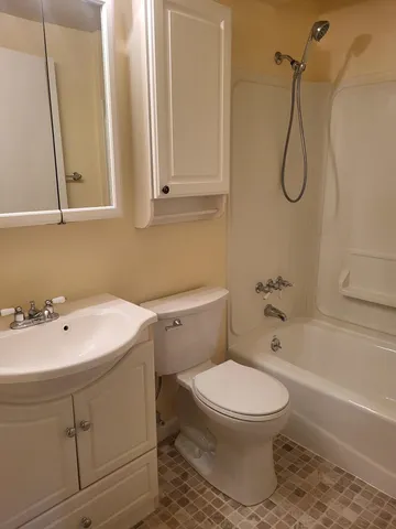 $559,000 | 17213 North Meadowview Court, Nine Mile Falls, WA 99026