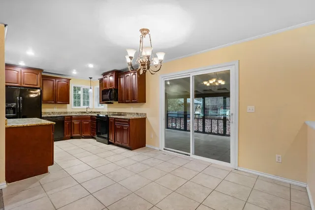 $559,000 | 17213 North Meadowview Court, Nine Mile Falls, WA 99026