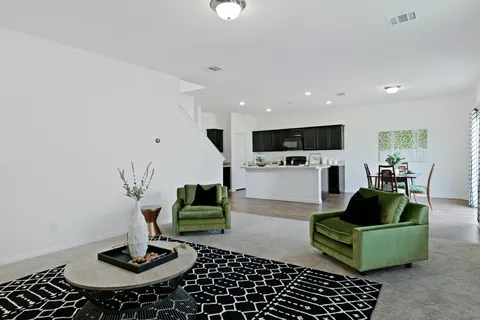 $299,900 | 550 Bunton Reserve Boulevard, Kyle, TX 78640