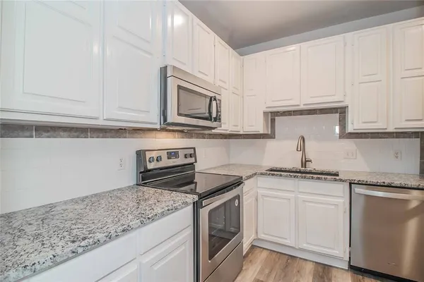 $1,695 | 5021 Birchman Avenue, Unit 5015, Fort Worth, TX 76107