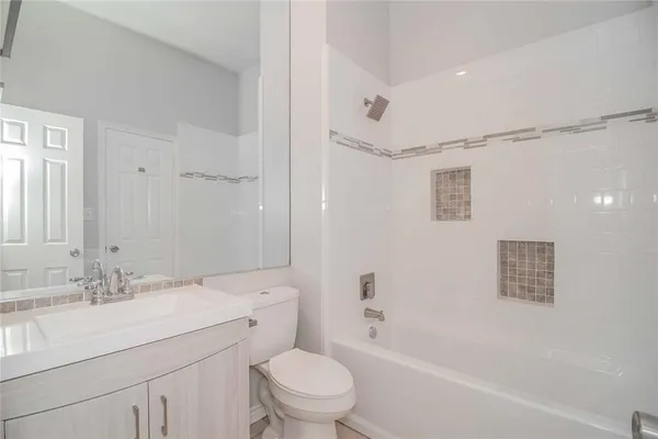 $1,695 | 5021 Birchman Avenue, Unit 5015, Fort Worth, TX 76107