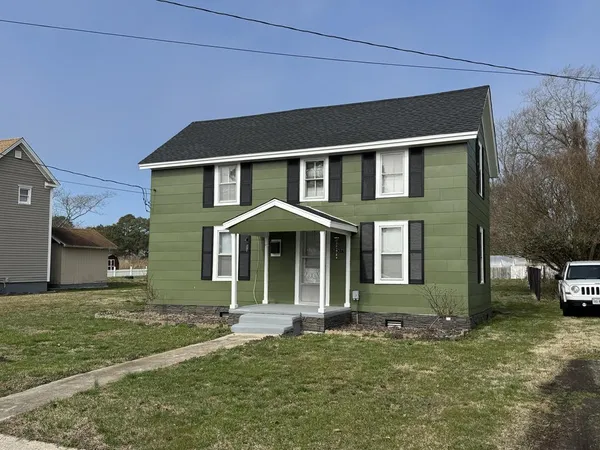 $239,000 | 39071 Church Street, Greenbackville, VA 23356