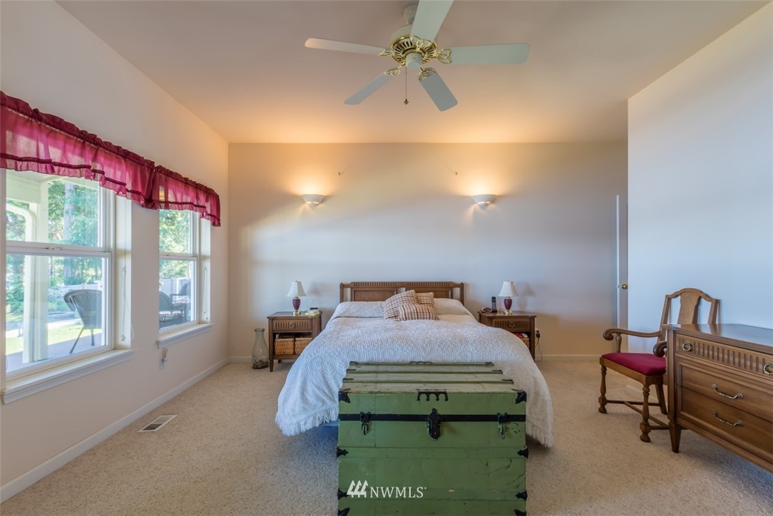 294 East Vineyard Crest Road Grapeview, WA 98546 - Photo 15 of 25 Gallery Image 15