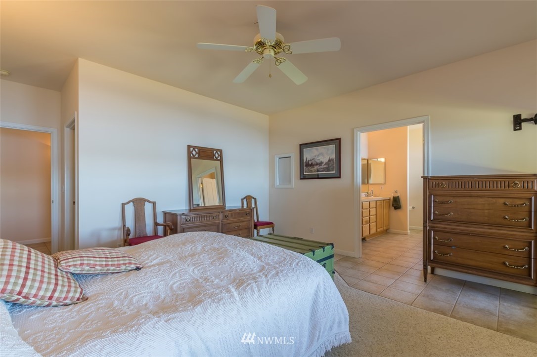 294 East Vineyard Crest Road Grapeview, WA 98546 - Photo 16 of 25 Gallery Image 16