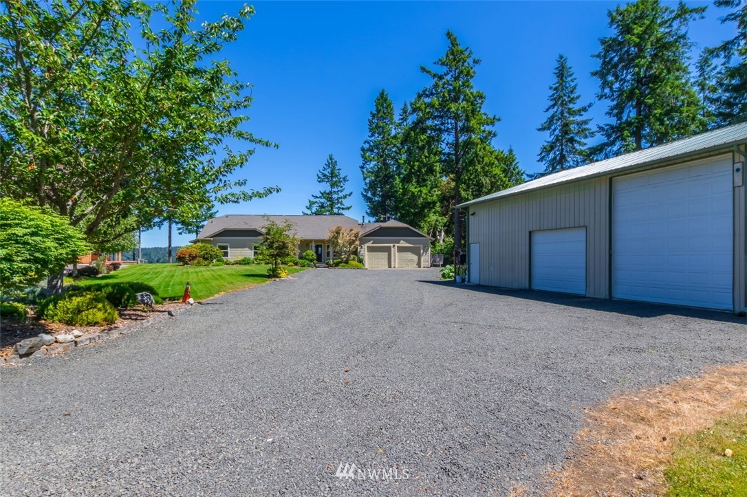 294 East Vineyard Crest Road Grapeview, WA 98546 - Photo 3 of 25 Gallery Image 3