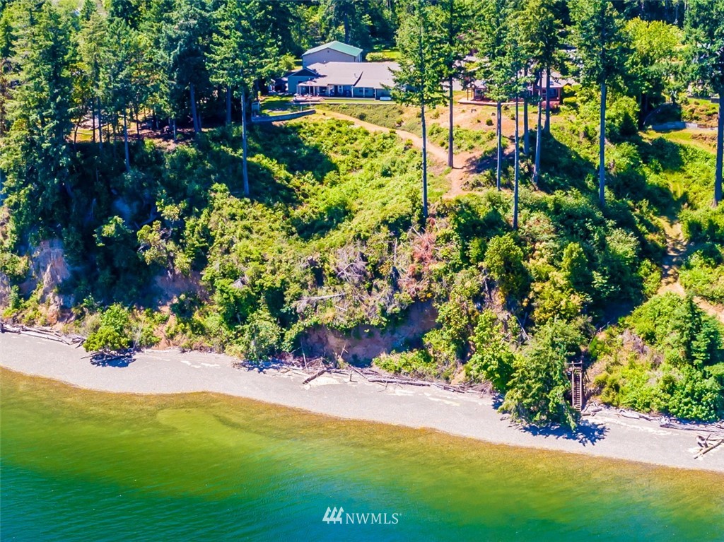 294 East Vineyard Crest Road Grapeview, WA 98546 - Photo 4 of 25 Gallery Image 4