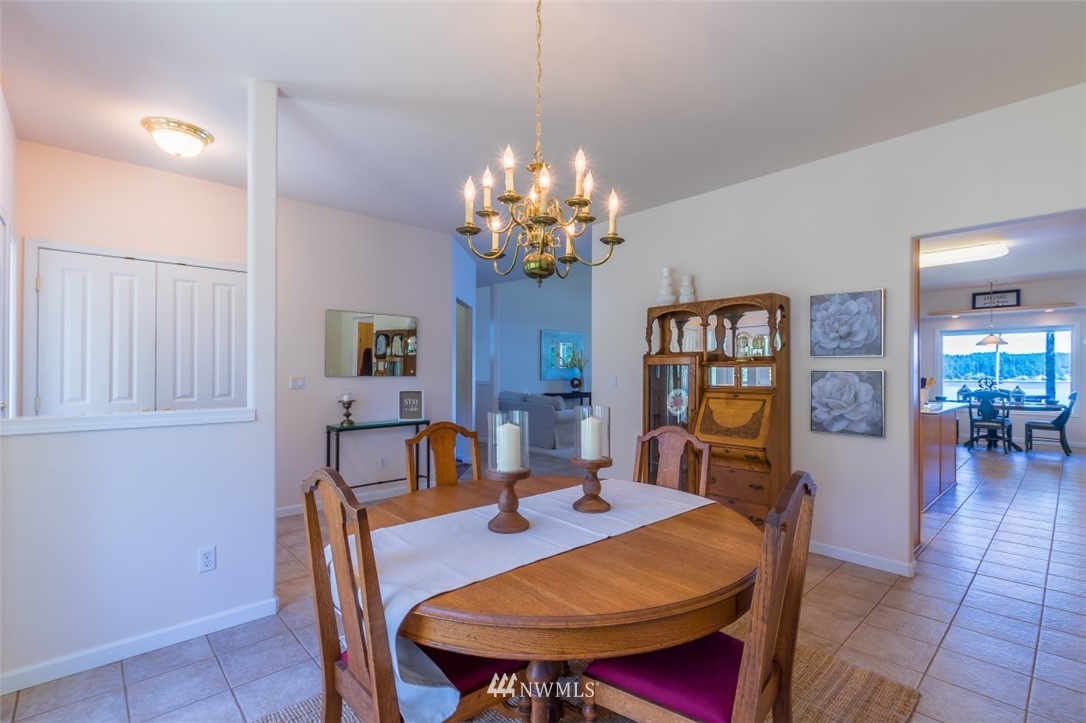 294 East Vineyard Crest Road Grapeview, WA 98546 - Photo 6 of 25 Gallery Image 6