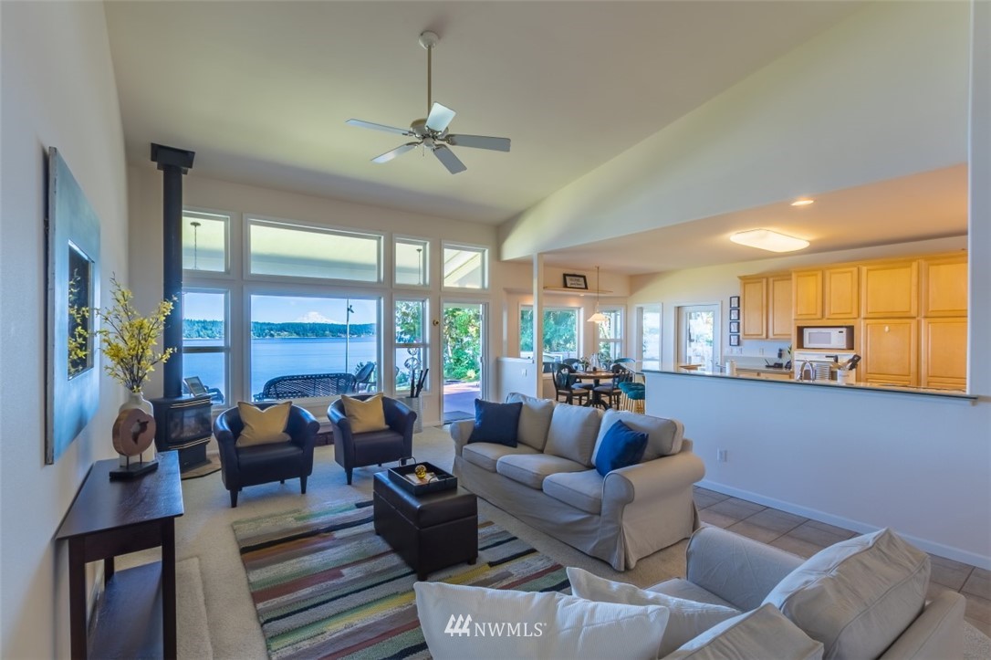 294 East Vineyard Crest Road Grapeview, WA 98546 - Photo 7 of 25 Gallery Image 7
