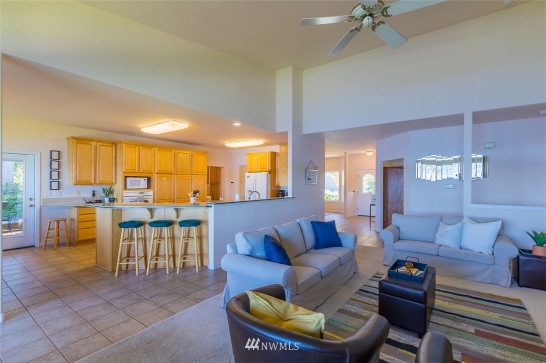 294 East Vineyard Crest Road Grapeview, WA 98546 - Photo 9 of 25 Gallery Image 9