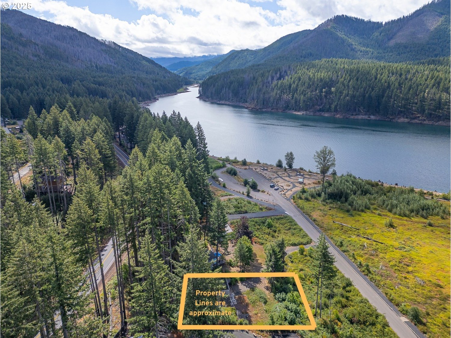 360 Detroit Road South Detroit, OR 97342 - Photo 1 of 17