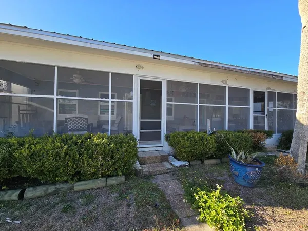 $150,000 | 3-7 Newman Drive, Unit 7, Lanark Village, FL 32322