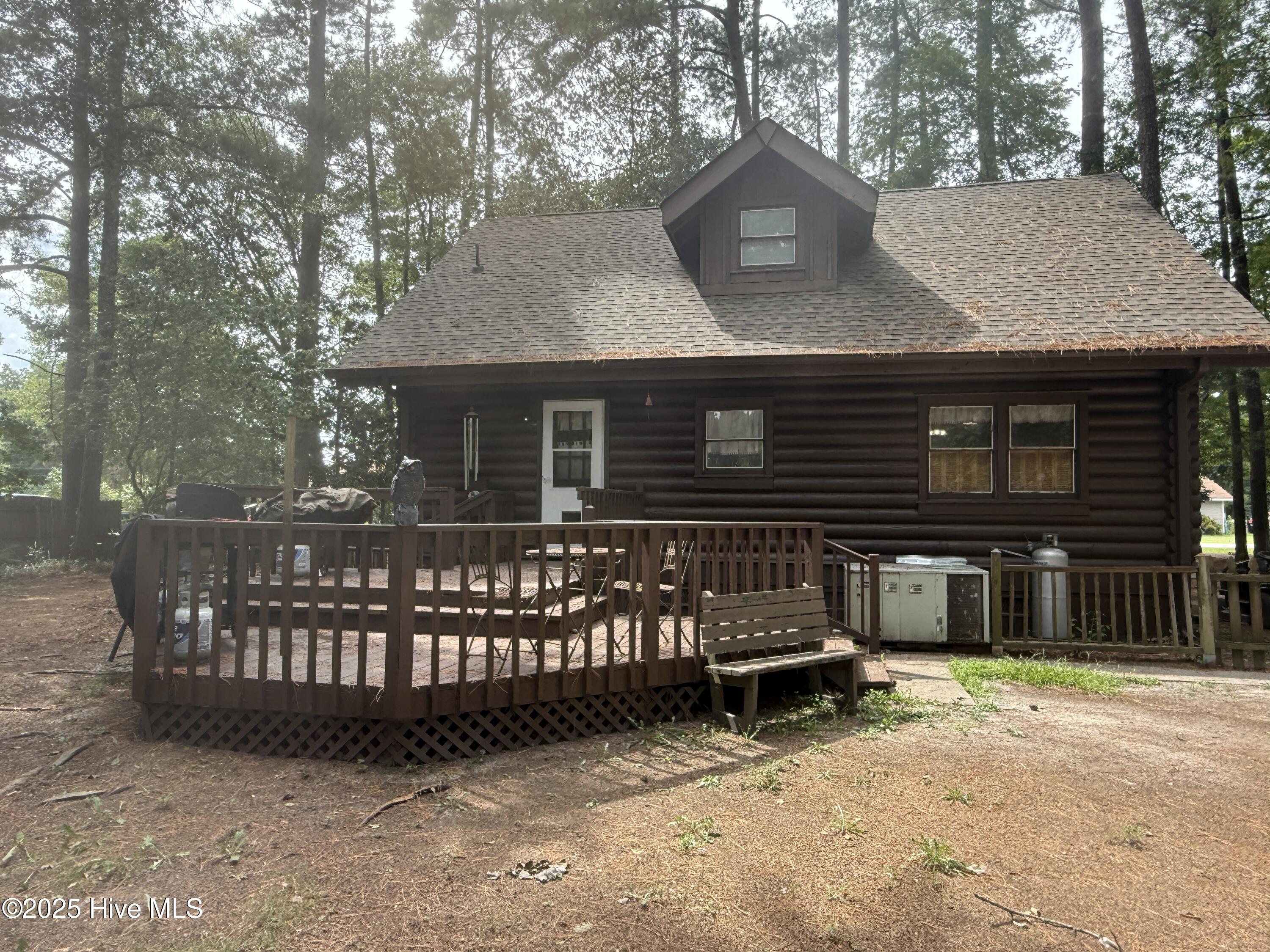 167 Puddin Ridge Road Moyock, NC 27958 - Photo 5 of 29 Back view of home and deck