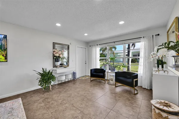 $149,000 | 211 Bayview Avenue, Unit C, Boynton Beach, FL 33435