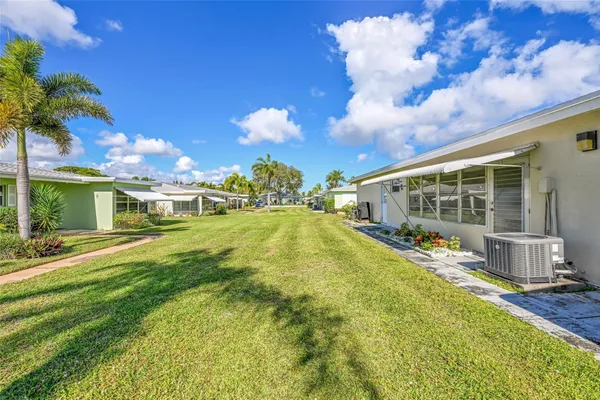 $149,000 | 211 Bayview Avenue, Unit C, Boynton Beach, FL 33435