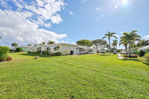 $149,000 | 211 Bayview Avenue, Unit C, Boynton Beach, FL 33435