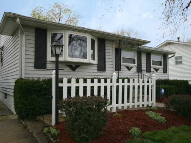 3865 Lynward Road Columbus, OH 43228 - Photo 2 of 15 Gallery Image 2
