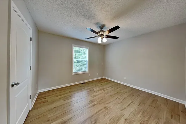 $2,095 | 42 Oak Springs Lane, Dallas, GA 30132