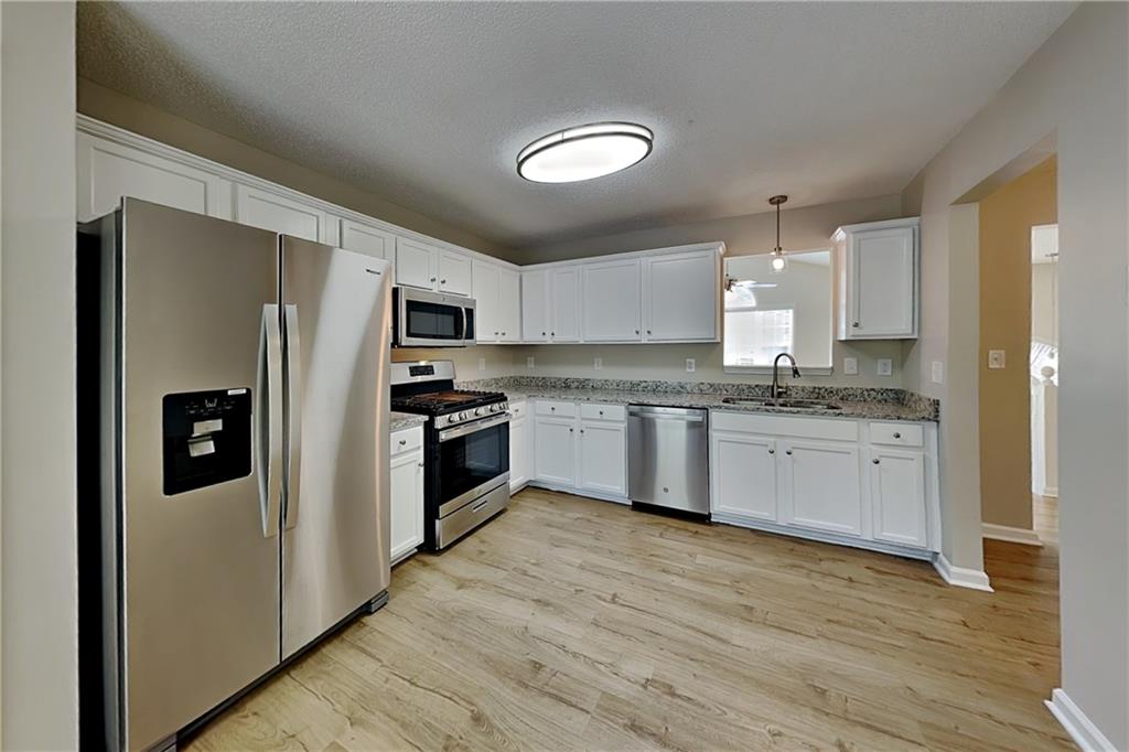 42 Oak Springs Lane Dallas, GA 30132 - Photo 5 of 22