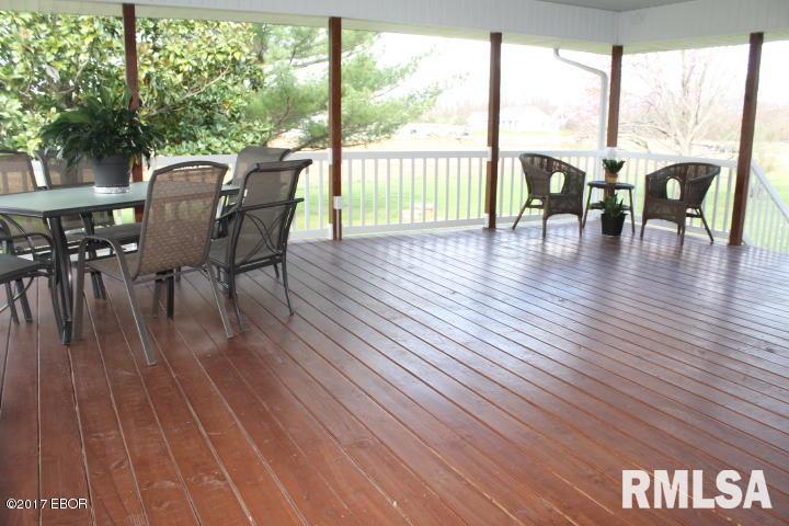 11603 Strawberry Road Carbondale, IL 62901 - Photo 13 of 33 Gallery Image 13