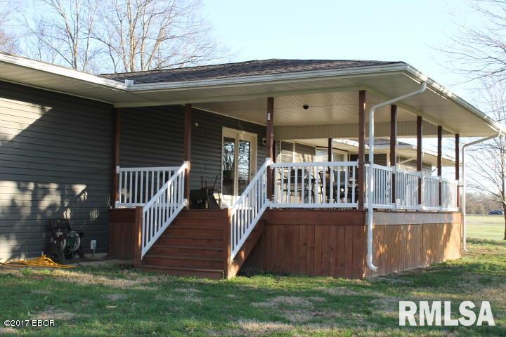 11603 Strawberry Road Carbondale, IL 62901 - Photo 17 of 33 Gallery Image 17