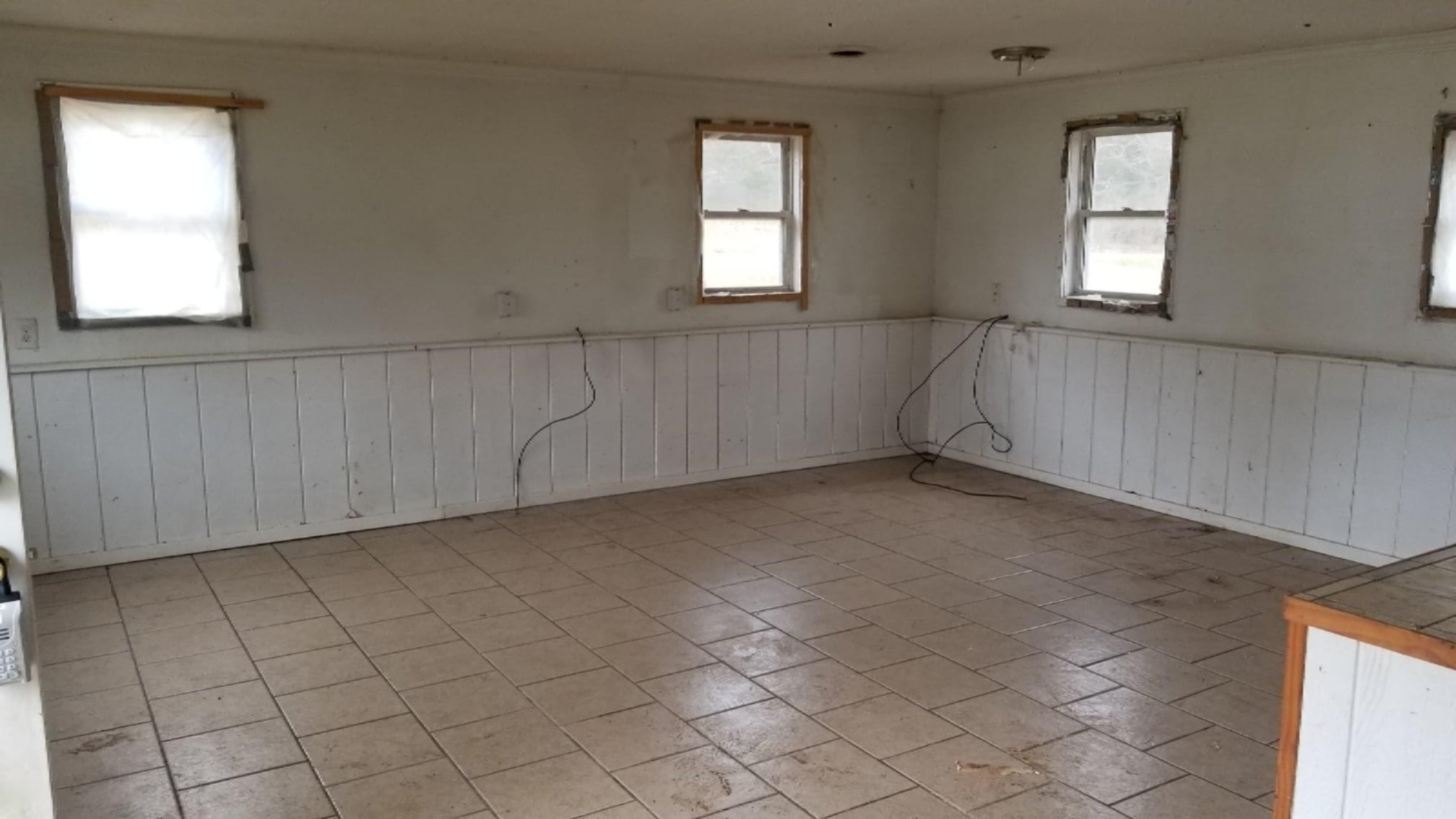 497 South Tyndall Road Branch, MI 49402 - Photo 4 of 15 93081116_1091431037899377_47994042943128
