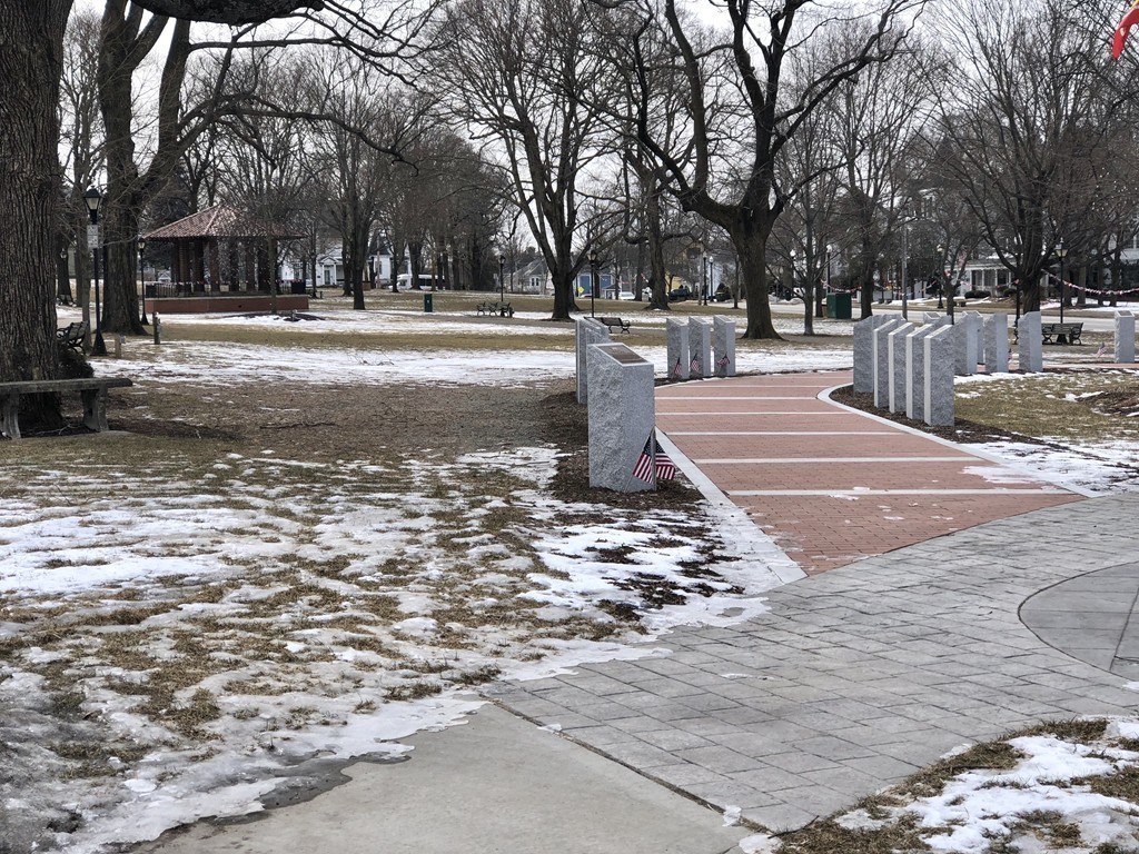 808 Franklin Crossing Road, Unit 808 Franklin, MA 02038 - Photo 20 of 23