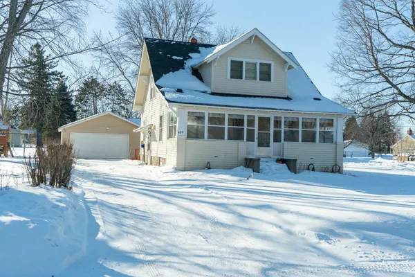 $229,999 | 609 3rd Street Northwest, Aitkin, MN 56431