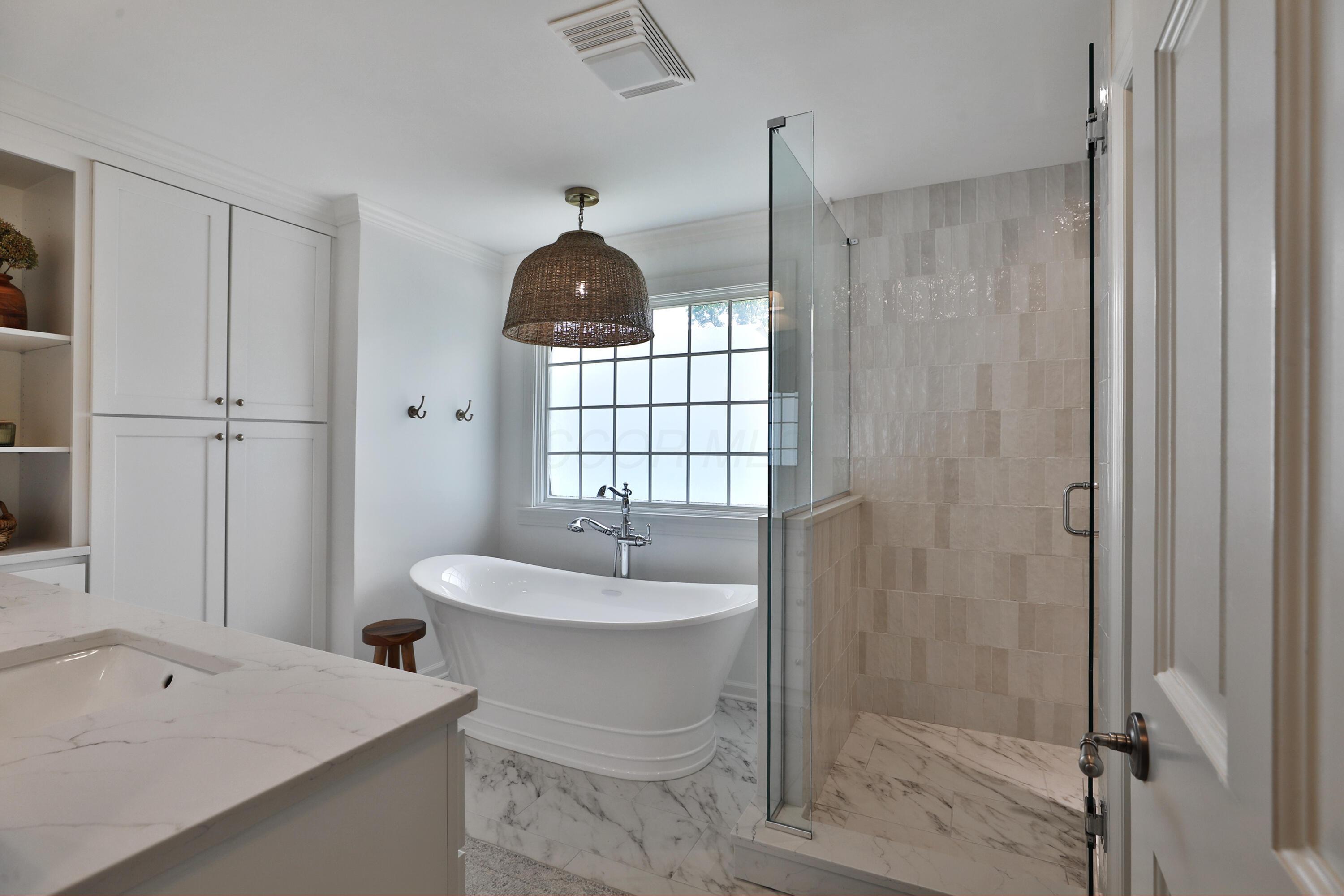 2305 Haverford Road Columbus, OH 43220 - Photo 30 of 60 2305-Haverford-38