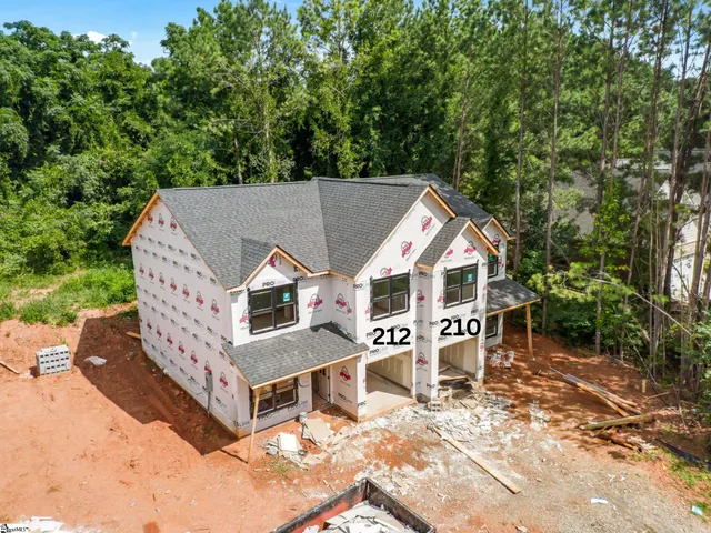 $384,900 | 210 Giles Street, Anderson, SC 29621
