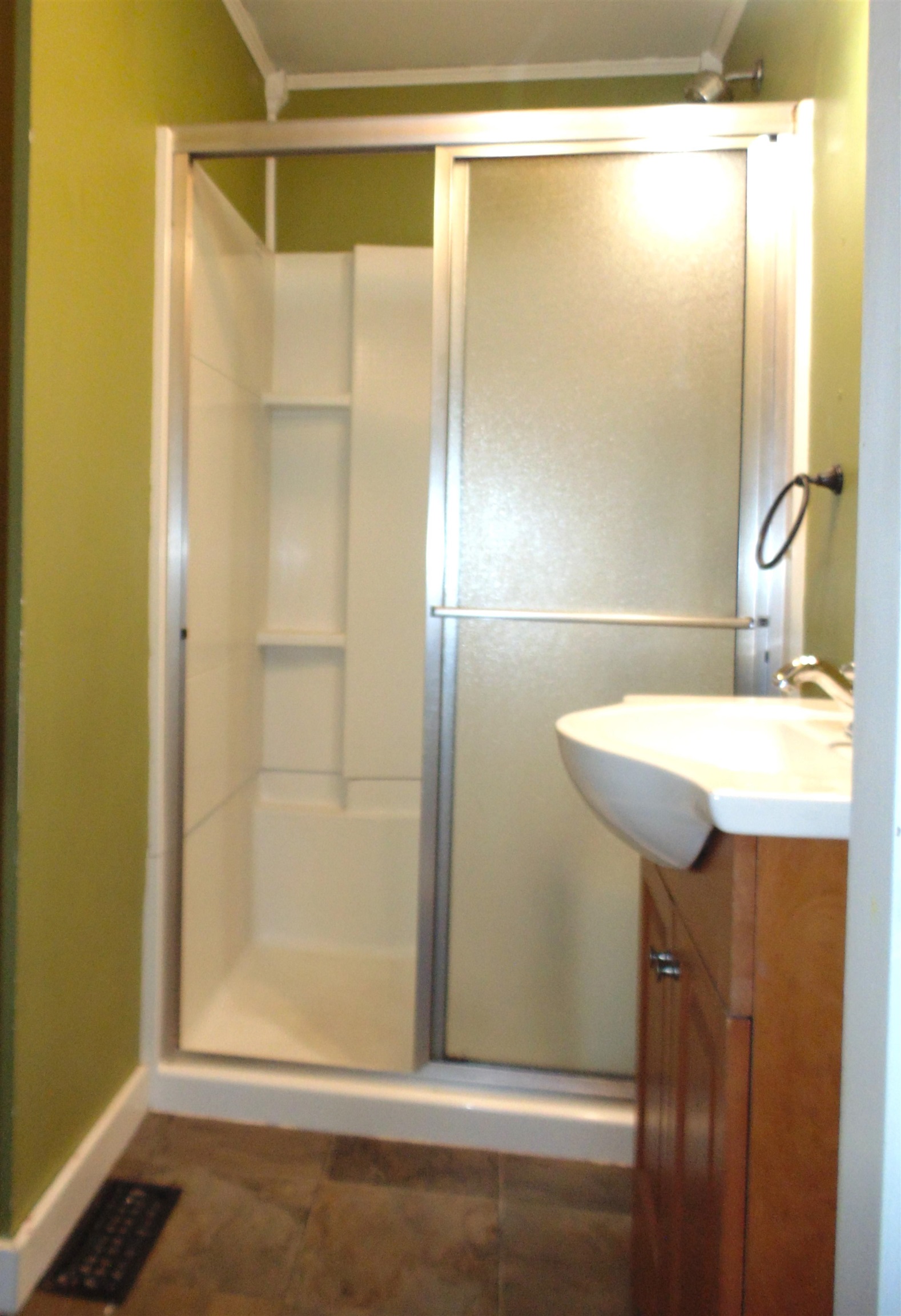 101 Maple Street Rochester, NH 03867 - Photo 18 of 27 Gallery Image 18