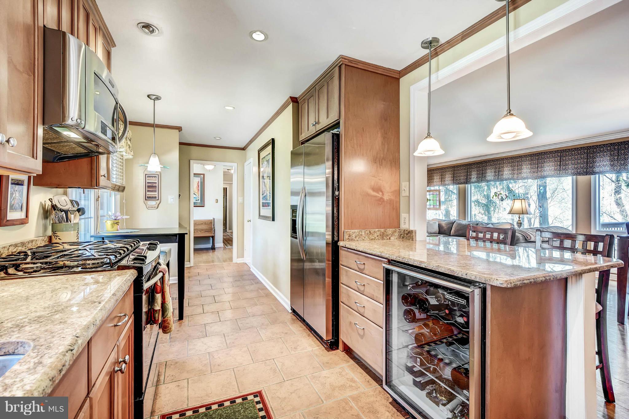 8818 Wolverton Road Baltimore, MD 21234 - Photo 5 of 25 Kitchen