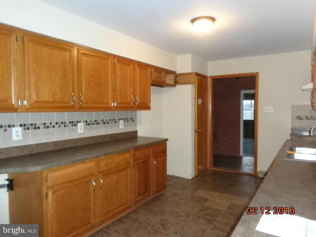 7848 Mountain Laurel Road Boonsboro, MD 21713 - Photo 3 of 10 Kitchen