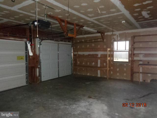 7848 Mountain Laurel Road Boonsboro, MD 21713 - Photo 7 of 10 Garage