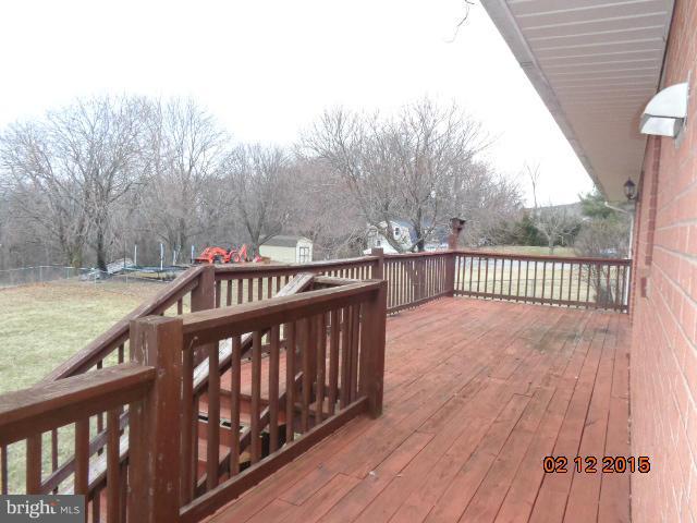 7848 Mountain Laurel Road Boonsboro, MD 21713 - Photo 8 of 10 Deck