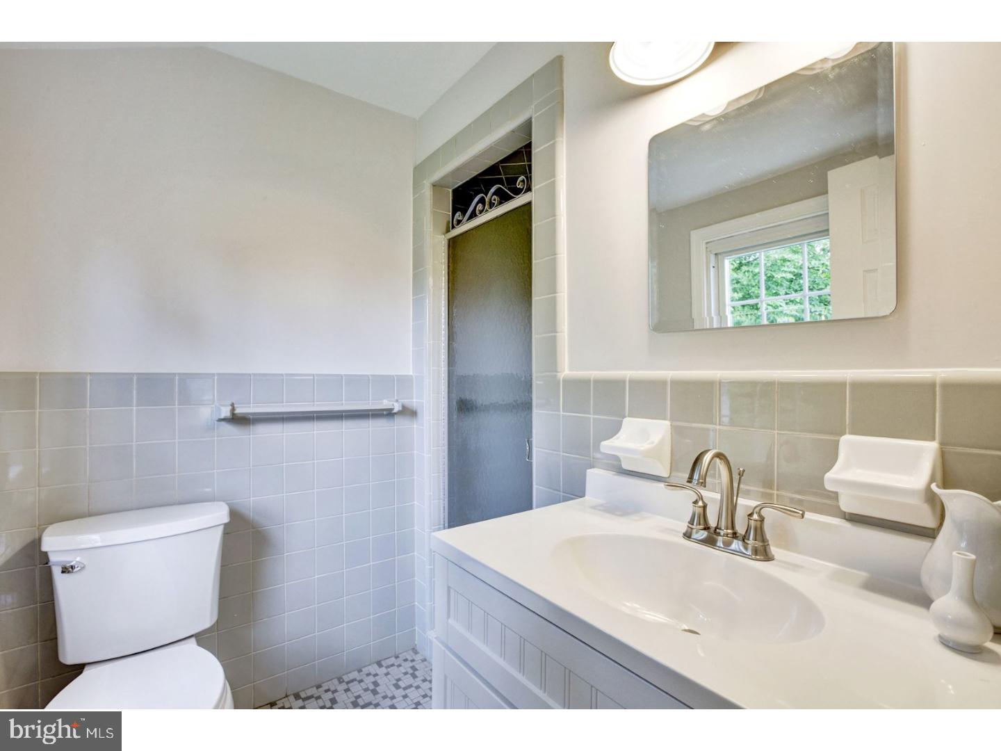 84 Glendale Road Exton, PA 19341 - Photo 15 of 25 Master Bathroom