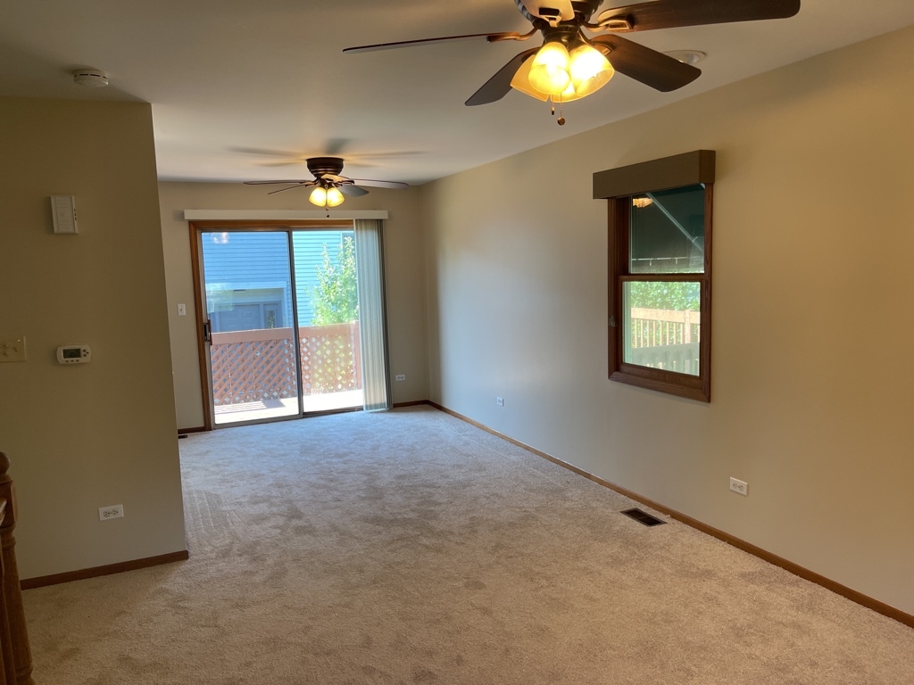 352 College Street Crystal Lake, IL 60014 - Photo 6 of 20