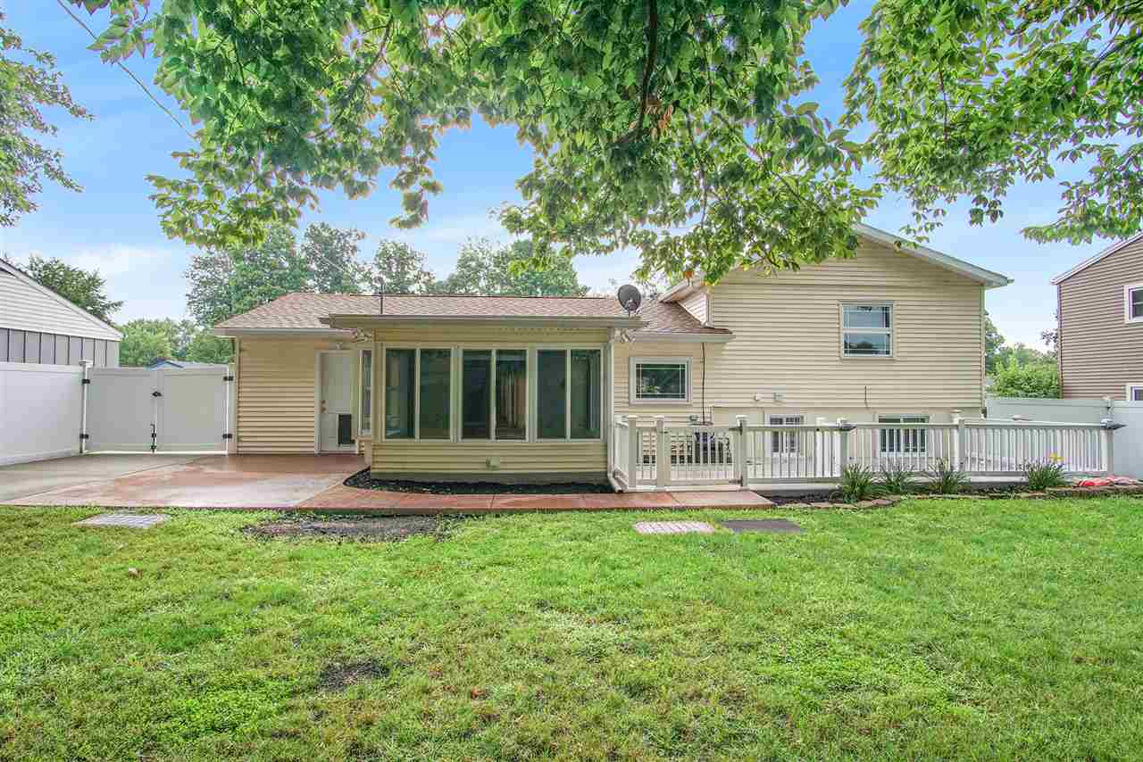 5009 Craig Road South Bend, IN 46614 - Photo 9 of 31 Gallery Image 9