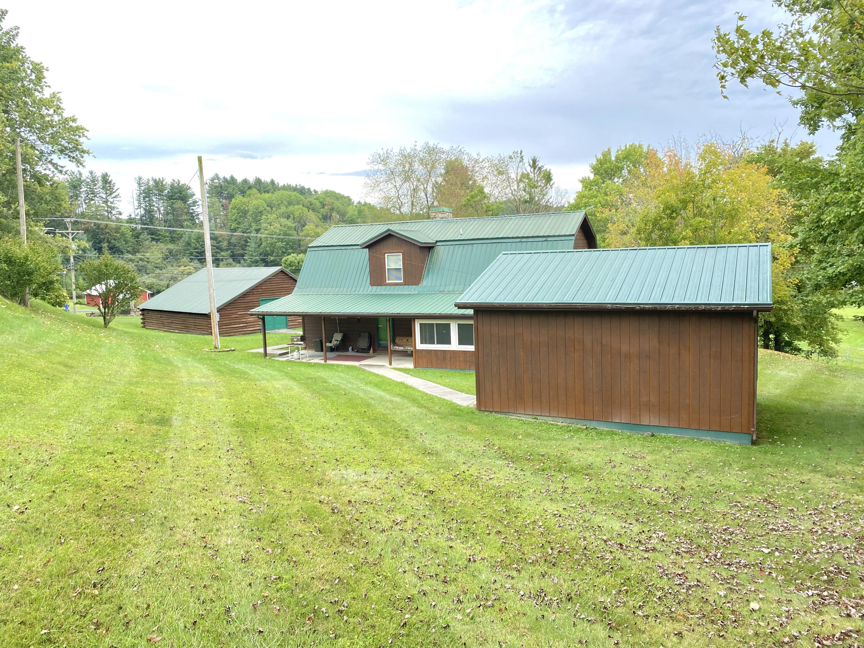6327 Hurricane Road Wise, VA 24293 - Photo 14 of 47 8ECF59D8-3802-4E30-BA74-8E8CAE5331BF