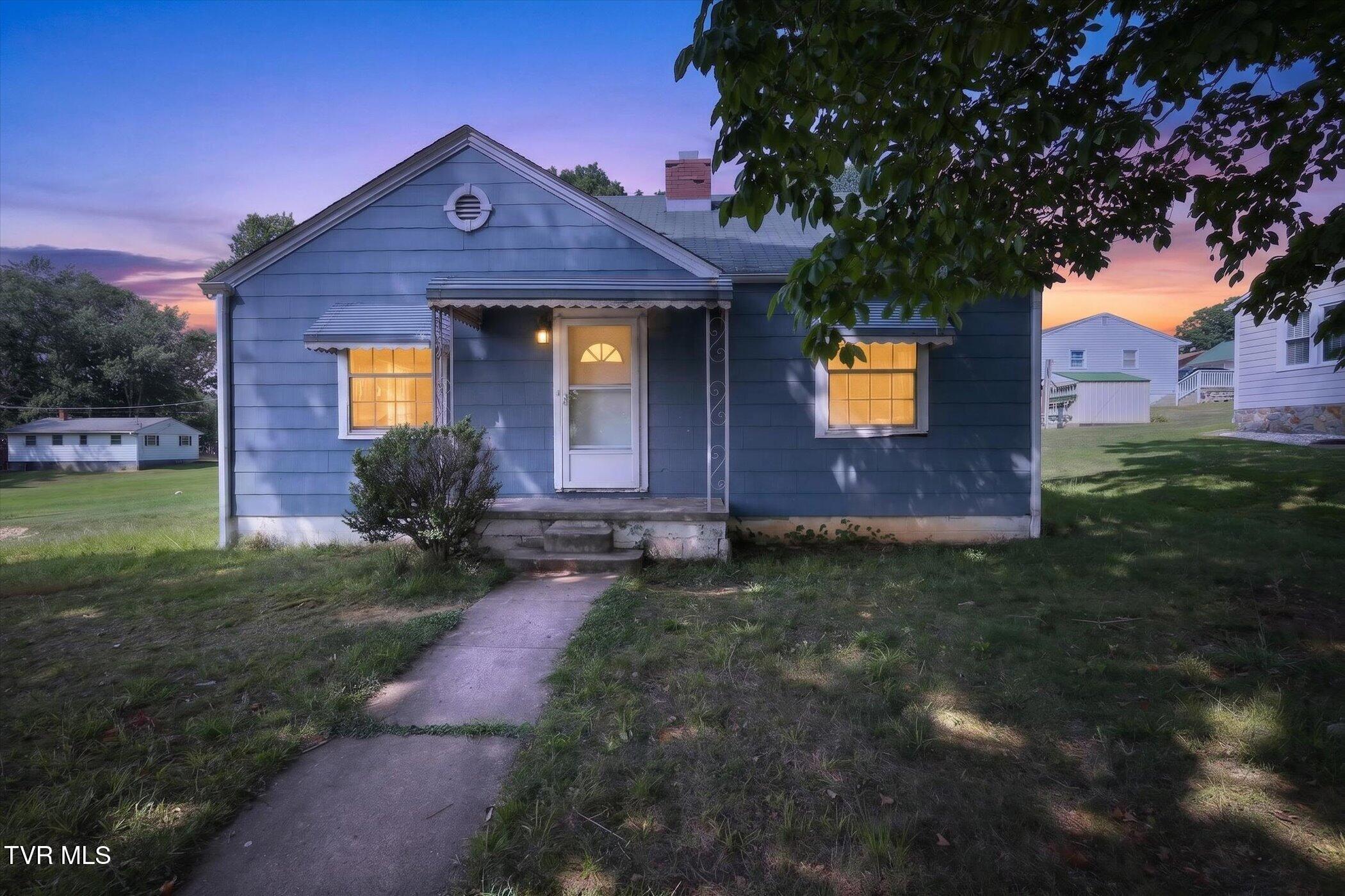 113 Ell Street Greeneville, TN 37743 - Photo 1 of 35 01-113-Ell-St-WindowStill-Photography