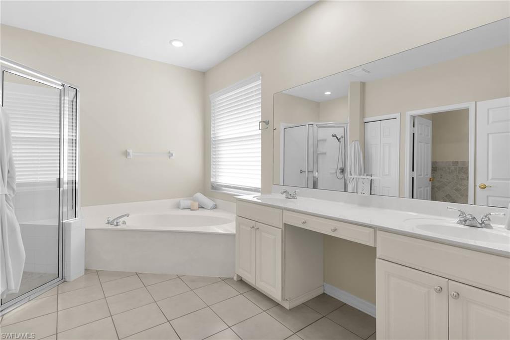 8574 Peppertree Way Naples, FL 34114 - Photo 15 of 44