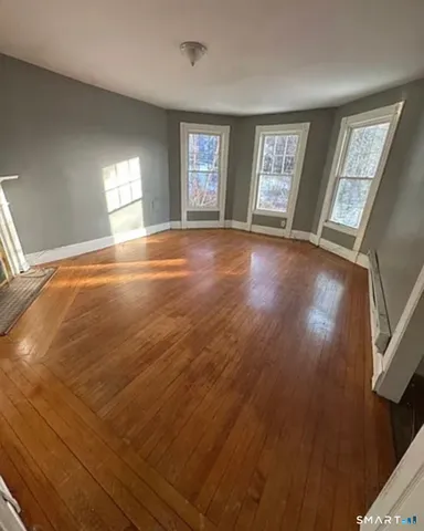 $1,400 | 484 Waterville Street, Waterbury, CT 06710