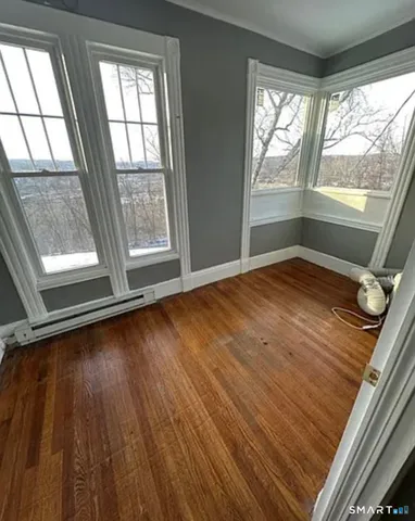 $1,400 | 484 Waterville Street, Waterbury, CT 06710