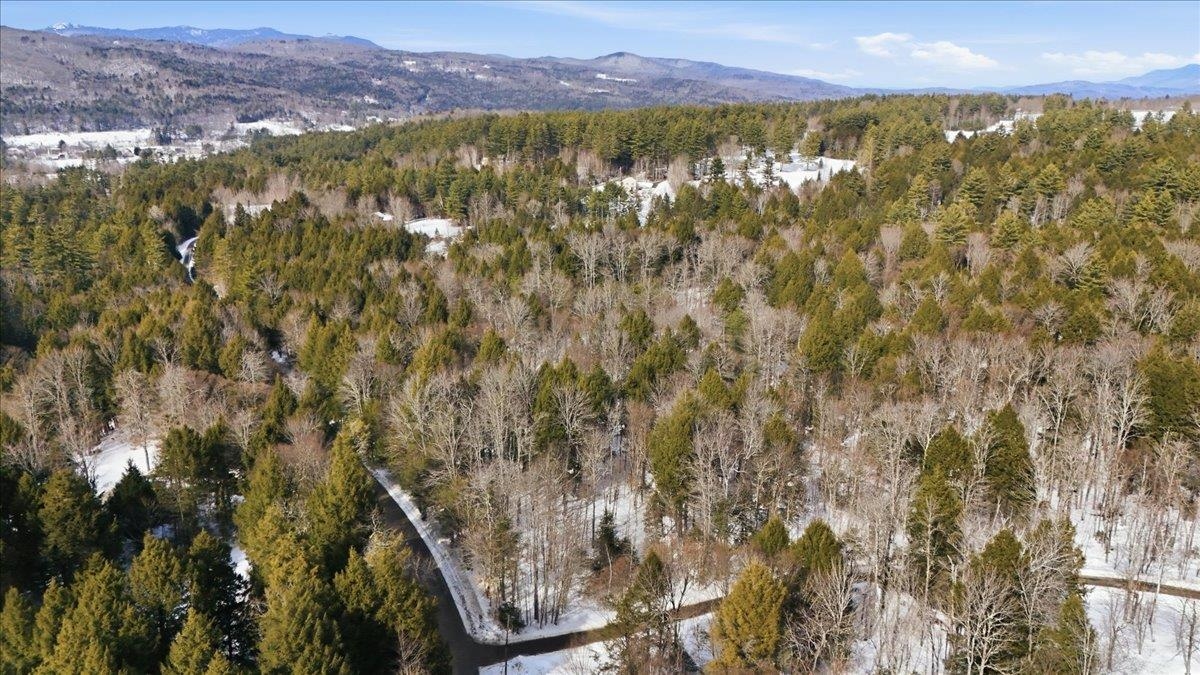 3 Hummingbird Lane Waitsfield, VT 05673 - Photo 2 of 23