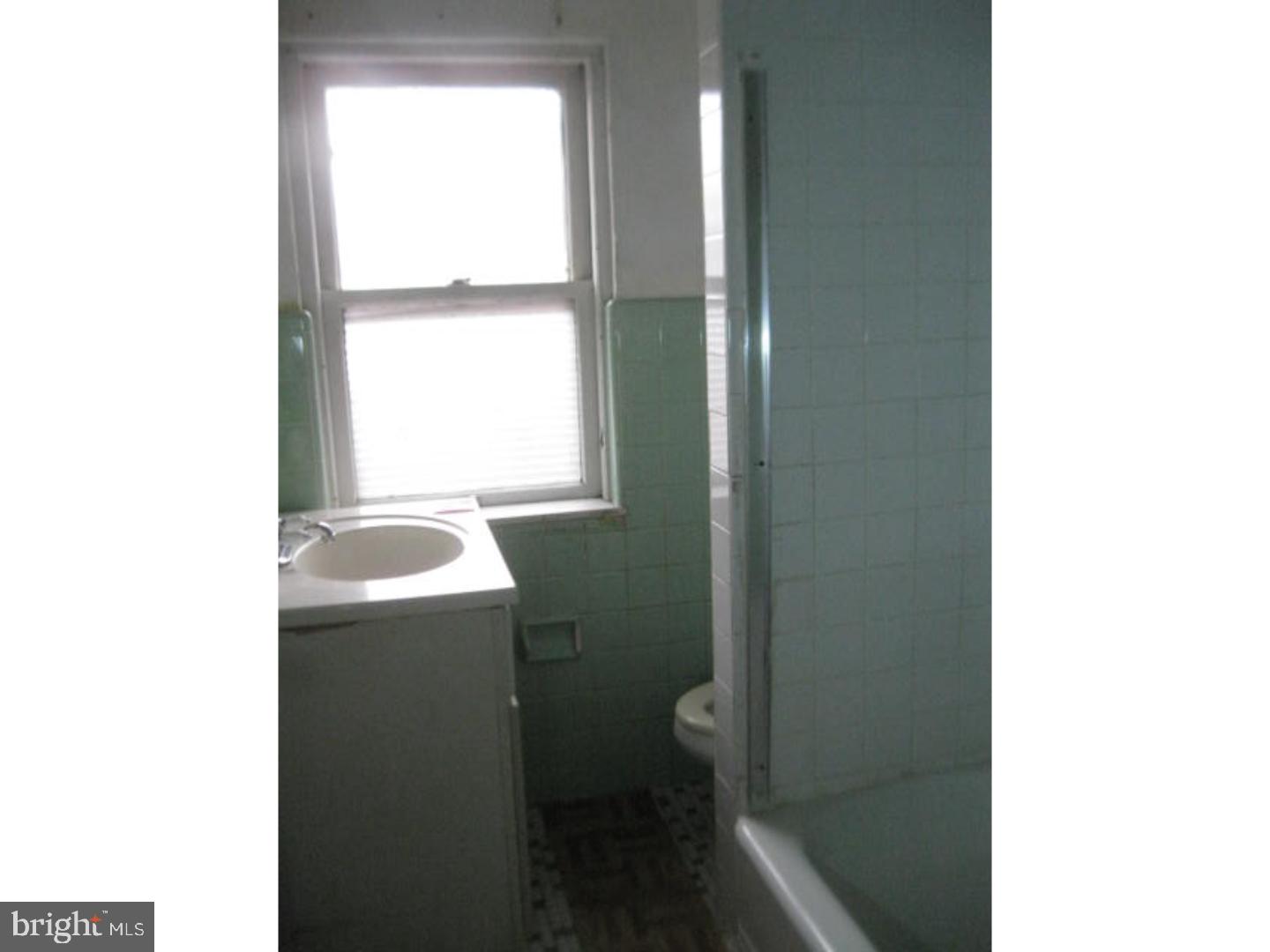 1001 Collings Road Camden, NJ 08104 - Photo 19 of 20