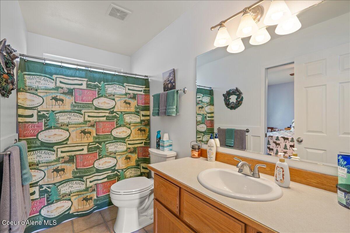 6973 Legacy Drive Rathdrum, ID 83858 - Photo 20 of 45 Primary bathroom