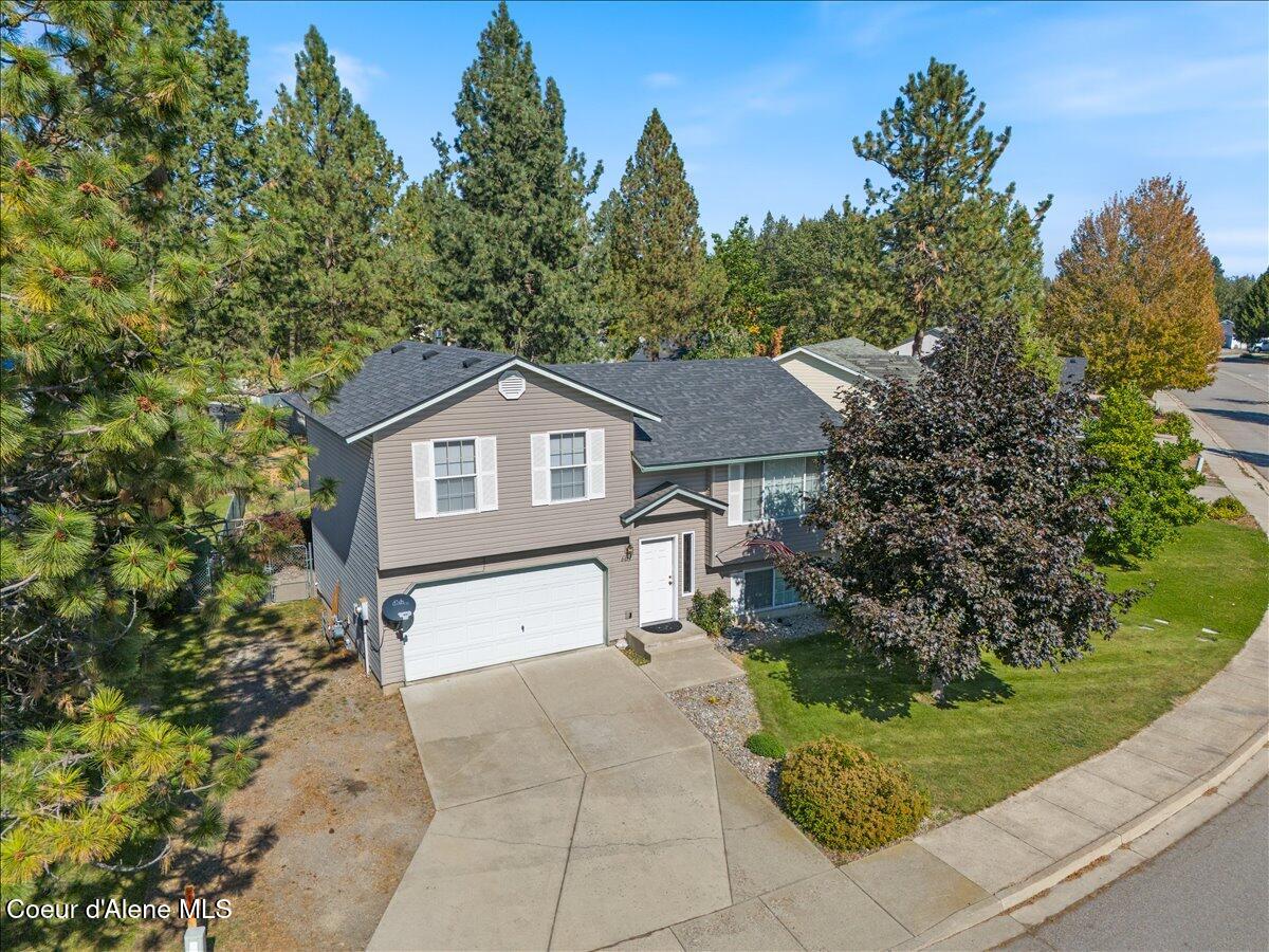 6973 Legacy Drive Rathdrum, ID 83858 - Photo 2 of 45 Aerial front of home
