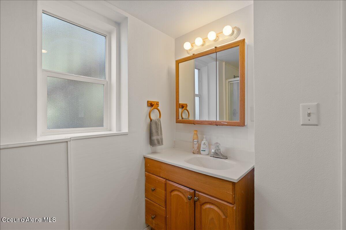 6973 Legacy Drive Rathdrum, ID 83858 - Photo 28 of 45 Full bath