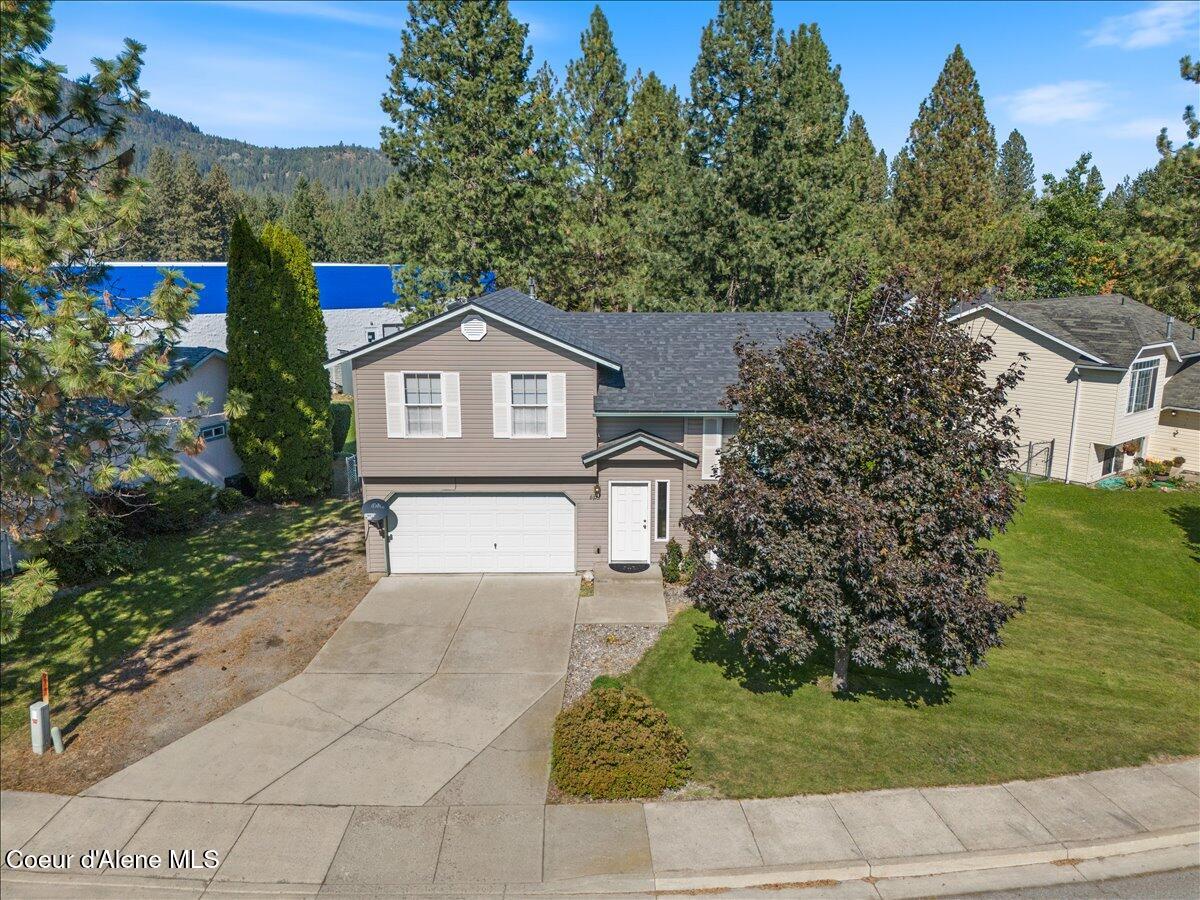 6973 Legacy Drive Rathdrum, ID 83858 - Photo 4 of 45 -Aerial front of home