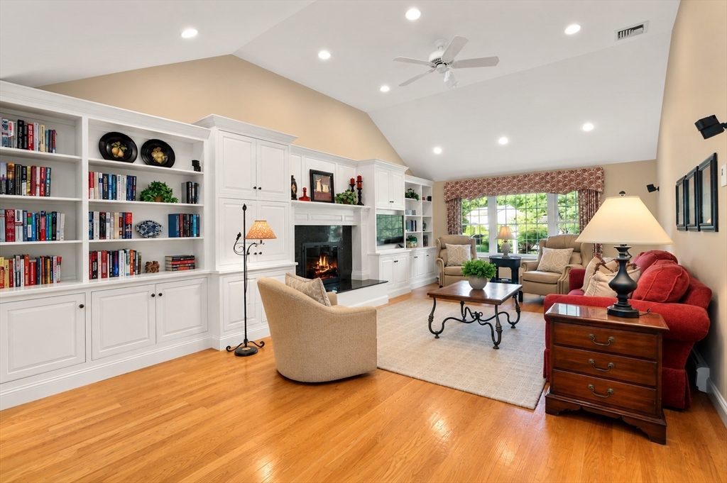 27 Oriole Road Medfield, MA 02052 - Photo 16 of 42