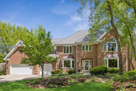 $1,265,000 | 450 Stagecoach Run, Glen Ellyn, IL 60137